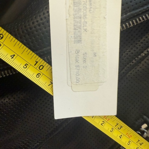 Sea New York NWT size 2 Black Textured Leather Vest- retails 710 US - Picture 13 of 14